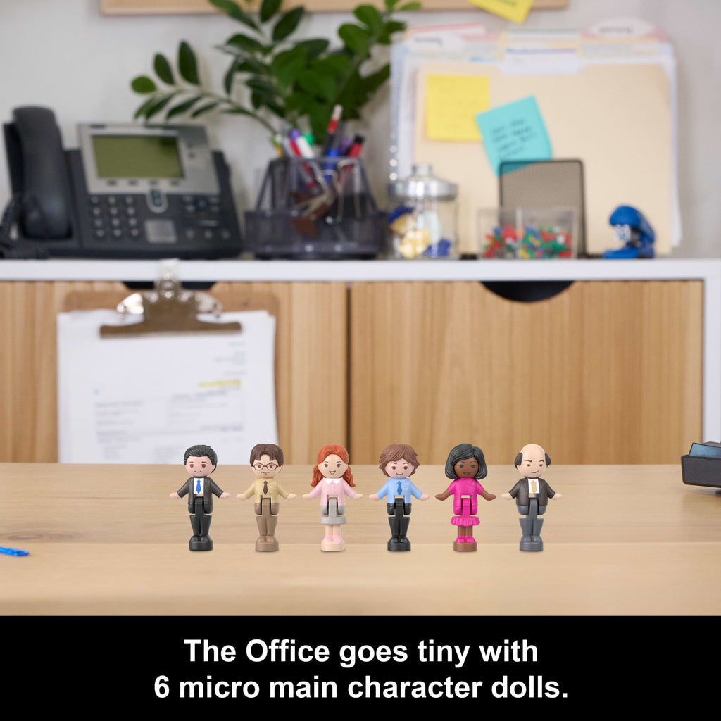 Polly Pocket X The Office Best Boss Mug Compact, Dunder Mifflin Character Set Collectible Toy