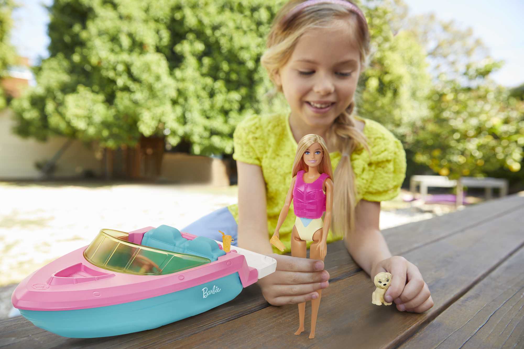 Barbie Set de Juego Bote acuático con Muñeca
